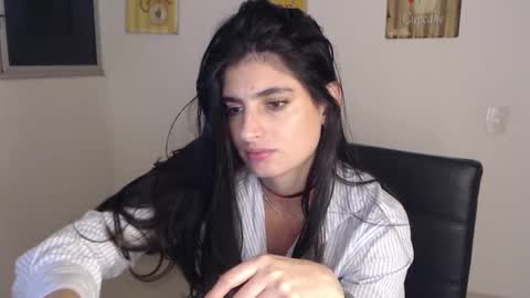 Snapshot of hollyshit_ chatting on 18, 2, 2025 hollyshit_ online show from 18, 2, 2025