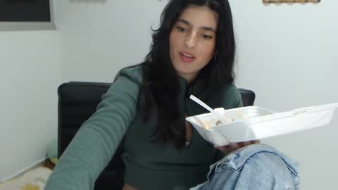 Snapshot of hollyshit_ chatting on 1, 3, 2025 hollyshit_ online show from 1, 3, 2025