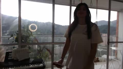 Snapshot of hollyshit_ chatting on 3, 3, 2025 hollyshit_ online show from 3, 3, 2025