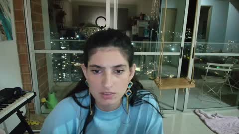 Snapshot of hollyshit_ chatting on 23, 9, 2025 hollyshit_ online show from 23, 9, 2025