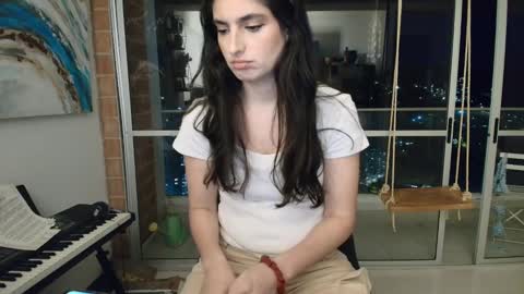 Snapshot of hollyshit_ chatting on 1, 10, 2025 hollyshit_ online show from 1, 10, 2025