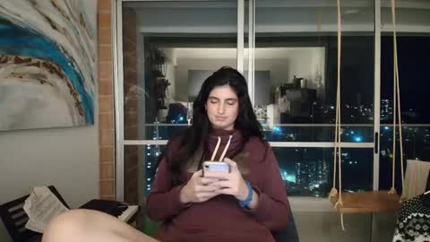 Snapshot of hollyshit_ chatting on 21, 10, 2025 hollyshit_ online show from 21, 10, 2025