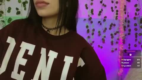 Snapshot of hollyxx_ chatting on 30, 1, 2025 holly online show from 30, 1, 2025