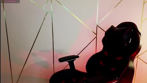 Snapshot of hollyxx_ chatting on 12, 2, 2025 holly online show from 12, 2, 2025