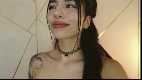 Snapshot of hollyxx_ chatting on 25, 2, 2025 holly online show from 25, 2, 2025