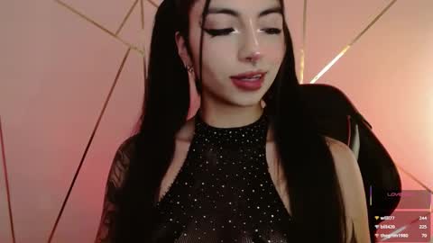 Snapshot of hollyxx_ chatting on 5, 3, 2025 holly online show from 5, 3, 2025