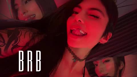 Snapshot of hollyxx_ chatting on 6, 3, 2025 holly online show from 6, 3, 2025