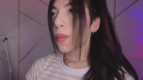 Snapshot of hollyxx_ chatting on 24, 10, 2025 holly online show from 24, 10, 2025