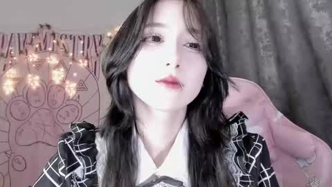 Ho Lee Sheet online show from 10, 10, 2025