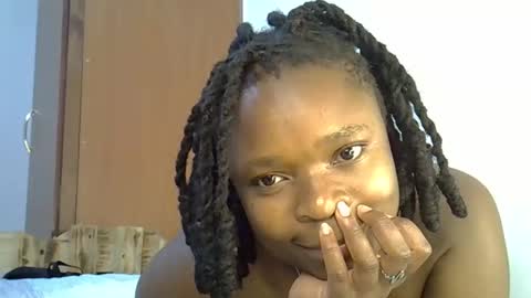 holy_ebony online show from 29, 4, 2026