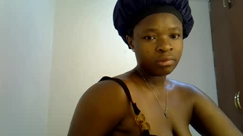holy_ebony online show from 21, 6, 2026