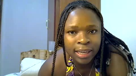 holy_ebony online show from 28, 7, 2026