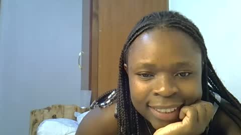holy_ebony online show from 28, 7, 2026