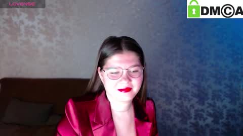 Welcome guys  Pleasure to see you all here  My name is MichaelaTip menu is active Private is open  online show from 21, 2, 2025