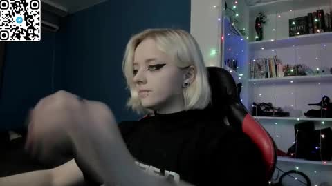 holy_mistresss online show from 16, 12, 2025