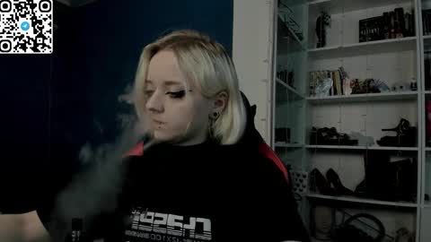 holy_mistresss online show from 17, 12, 2025