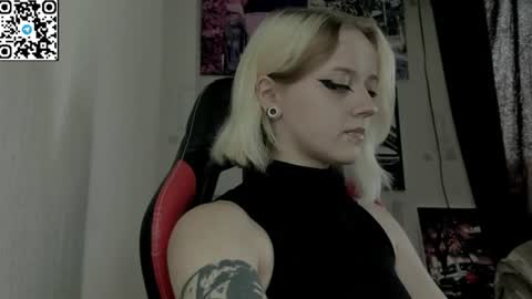 holy_mistresss online show from 12, 7, 2026