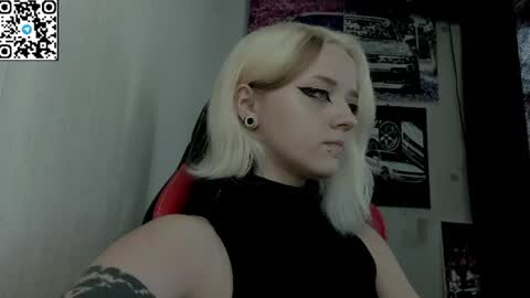 holy_mistresss online show from 24, 7, 2026