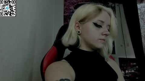 holy_mistresss online show from 28, 7, 2026