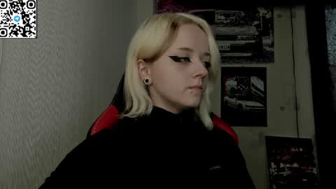 holy_mistresss online show from 9, 8, 2026