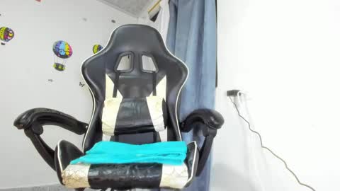 Holly online show from 18, 12, 2024