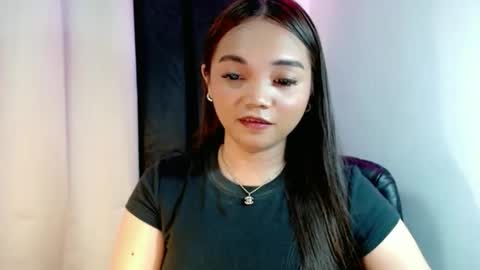 Snapshot of holy_shine chatting on 5, 2, 2026 Bella online show from 5, 2, 2026