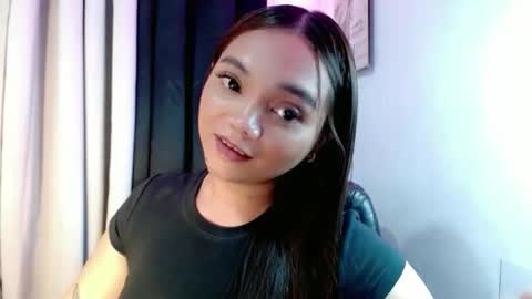 Snapshot of holy_shine chatting on 3, 3, 2026 Bella online show from 3, 3, 2026