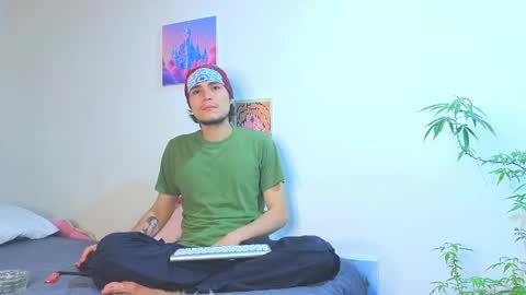      online show from 13, 5, 2026