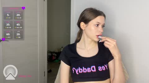 Snapshot of holybabe342 chatting on 3, 12, 2024 Vio online show from 3, 12, 2024