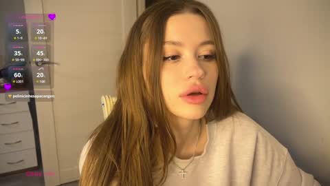 Snapshot of holybabe342 chatting on 5, 1, 2025 Vio online show from 5, 1, 2025