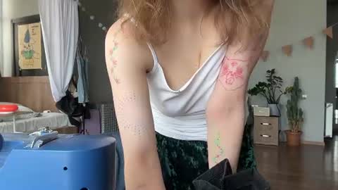 Snapshot of holydori chatting on 26, 7, 2026 dori not holy get my tg channel with link from description under last photo online show from 26, 7, 2026