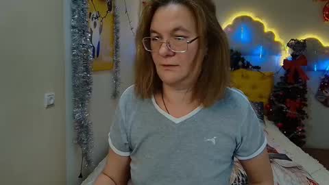 Snapshot of holymilfa chatting on 1, 12, 2024 holymilfa online show from 1, 12, 2024