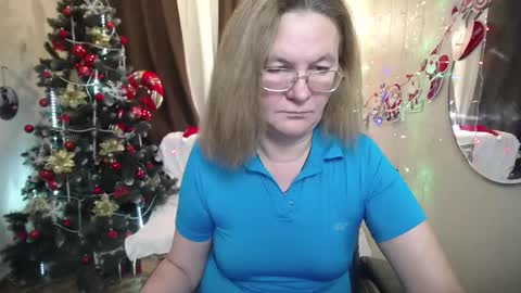 Snapshot of holymilfa chatting on 4, 12, 2024 holymilfa online show from 4, 12, 2024