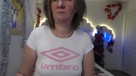 Snapshot of holymilfa chatting on 20, 12, 2024 holymilfa online show from 20, 12, 2024