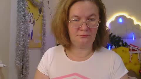 Snapshot of holymilfa chatting on 12, 1, 2025 holymilfa online show from 12, 1, 2025