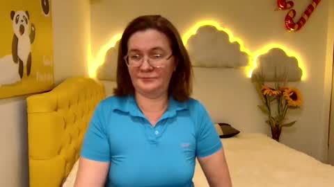 Snapshot of holymilfa chatting on 2, 2, 2025 holymilfa online show from 2, 2, 2025