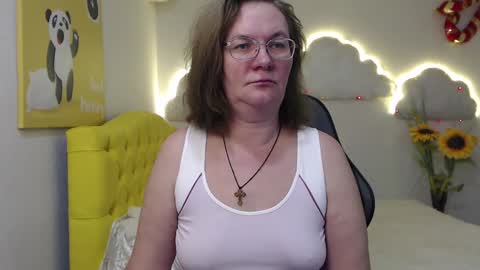 Snapshot of holymilfa chatting on 7, 2, 2025 holymilfa online show from 7, 2, 2025