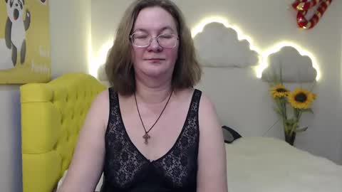 Snapshot of holymilfa chatting on 9, 2, 2025 holymilfa online show from 9, 2, 2025