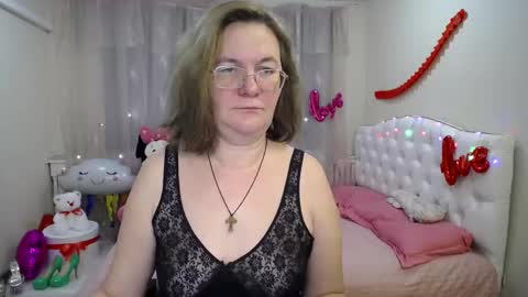Snapshot of holymilfa chatting on 16, 2, 2025 holymilfa online show from 16, 2, 2025