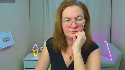 Snapshot of holymilfa chatting on 1, 2, 2026 holymilfa online show from 1, 2, 2026