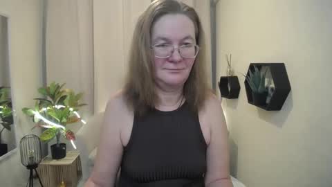 Snapshot of holymilfa chatting on 4, 2, 2026 holymilfa online show from 4, 2, 2026