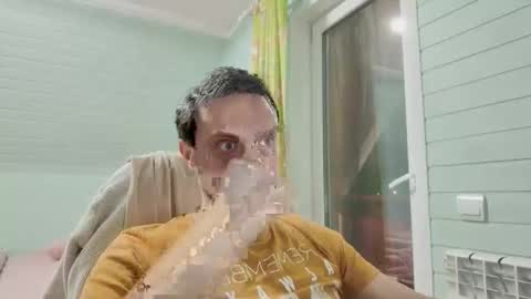 Henry online show from 4, 10, 2025