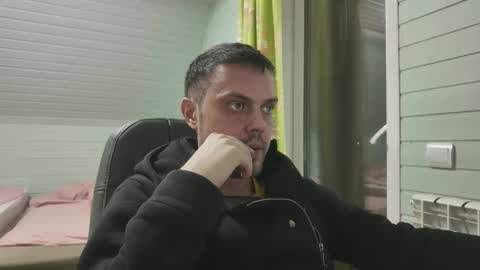 Henry online show from 18, 10, 2025