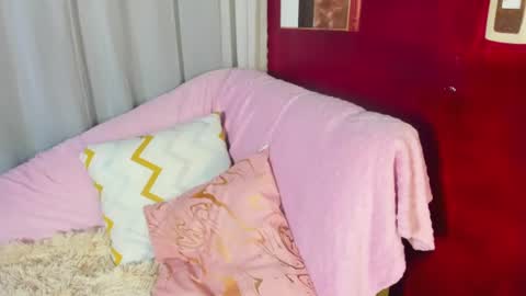 honey  monroe online show from 31, 7, 2026