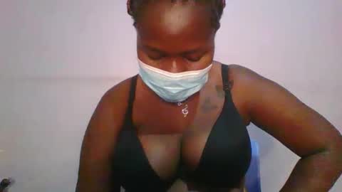 Snapshot of honey_beb chatting on 21, 9, 2025 honey_beb online show from 21, 9, 2025