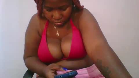 Snapshot of honey_beb chatting on 30, 9, 2025 honey_beb online show from 30, 9, 2025