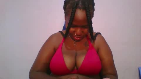 Snapshot of honey_beb chatting on 18, 11, 2025 honey_beb online show from 18, 11, 2025