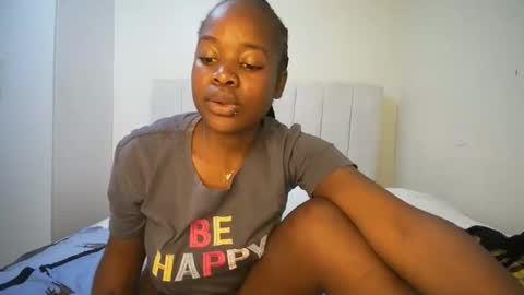 Snapshot of honey_drop1 chatting on 4, 3, 2026 honey drop online show from 4, 3, 2026
