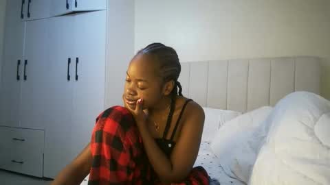 Snapshot of honey_drop1 chatting on 5, 3, 2026 honey drop online show from 5, 3, 2026