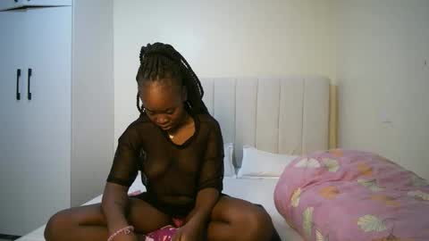 Snapshot of honey_drop1 chatting on 12, 3, 2026 honey drop online show from 12, 3, 2026